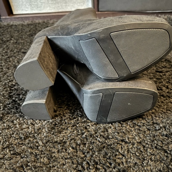 LC by Lauren Conrad Black Suede Ankle Boots - Picture 6 of 6